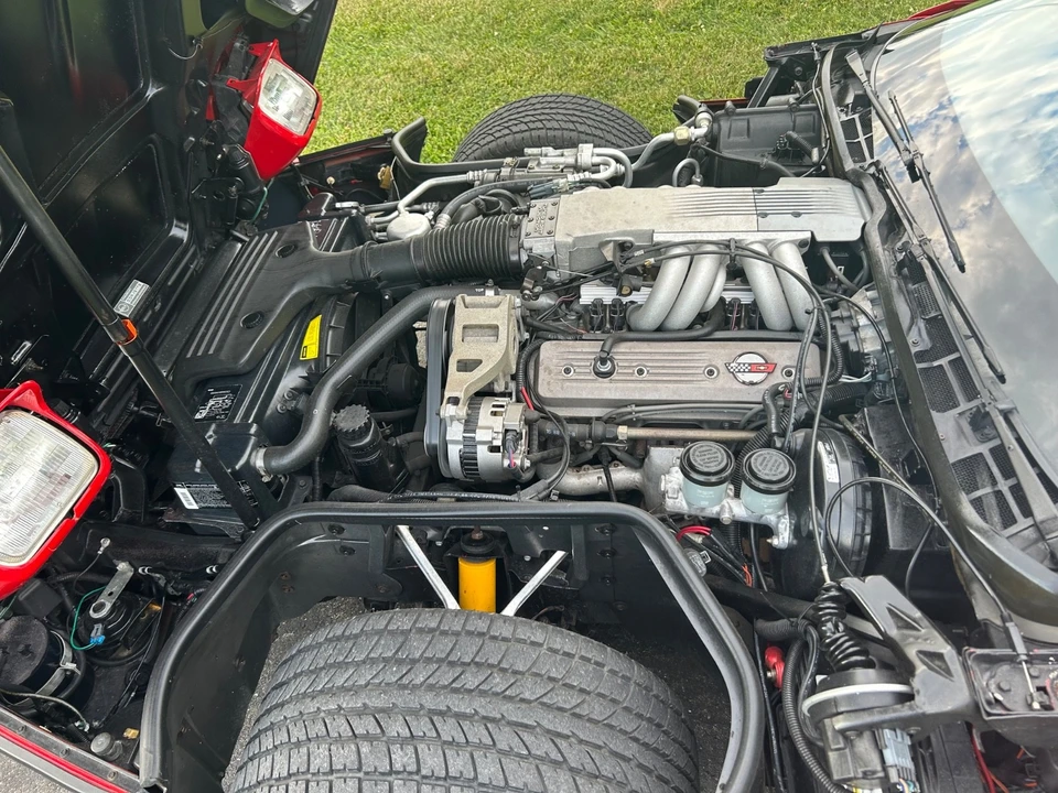 1988 Chevrolet Corvette C4 - Image 24 of 31