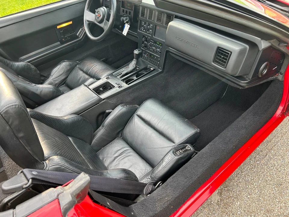 1988 Chevrolet Corvette C4 - Image 10 of 31
