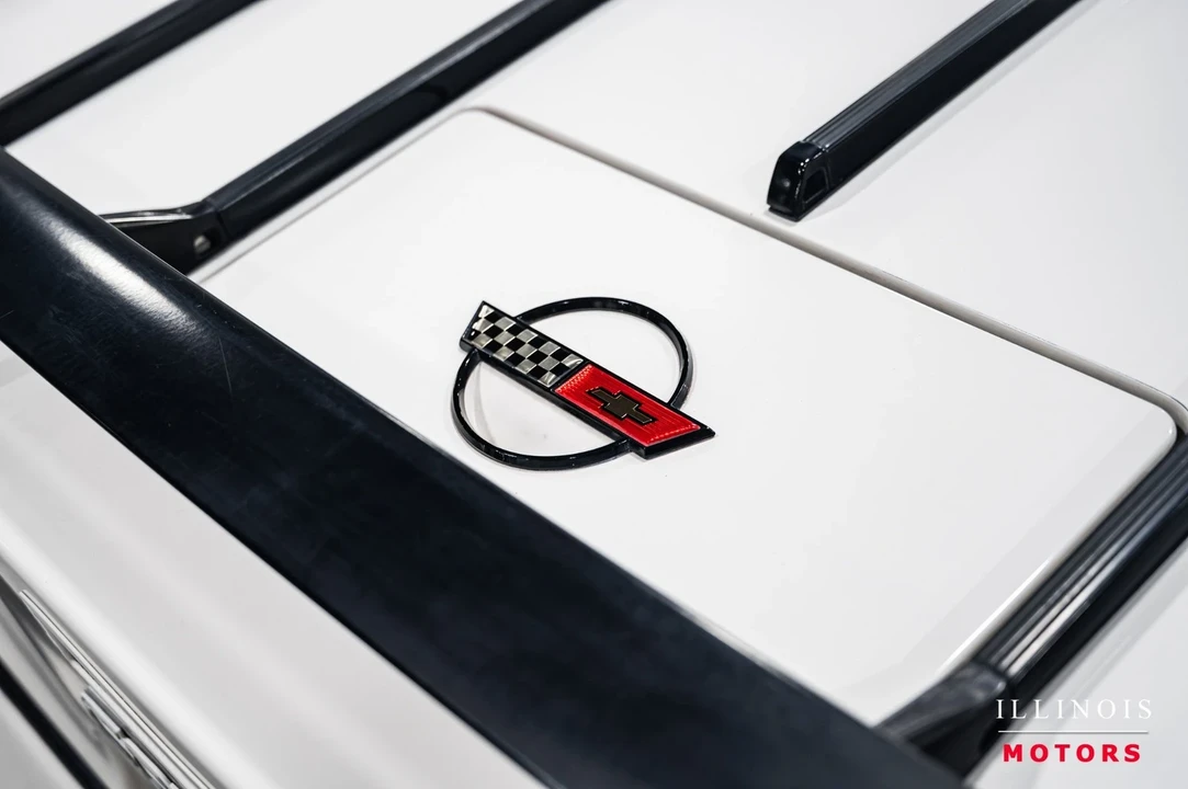 1988 Chevrolet Corvette C4 - Image 15 of 21