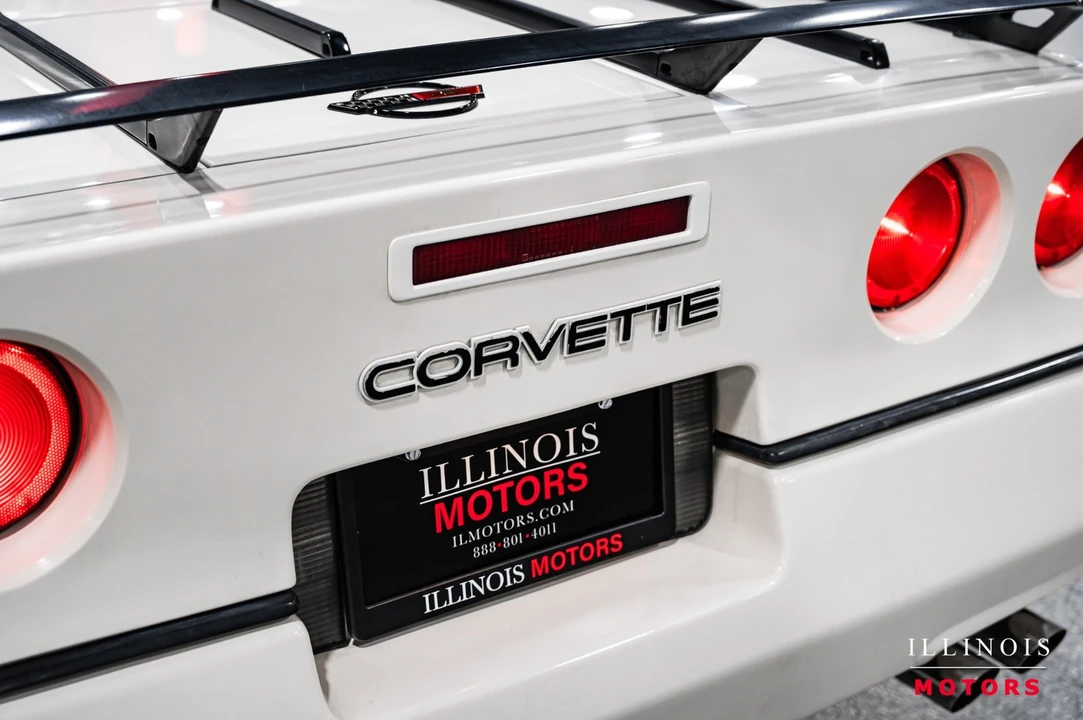 1988 Chevrolet Corvette C4 - Image 16 of 21