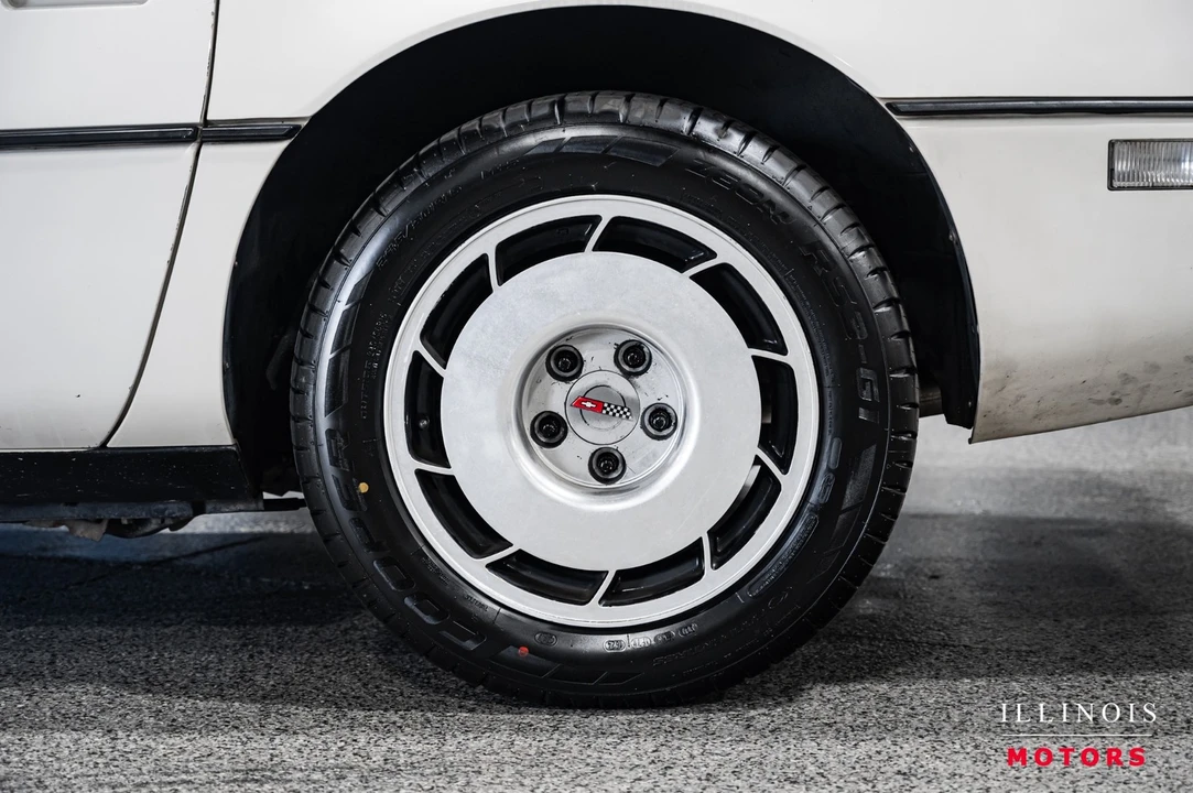 1988 Chevrolet Corvette C4 - Image 11 of 21