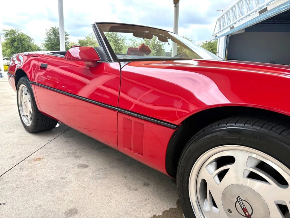 1988 Chevrolet Corvette C4 - Image 19 of 31