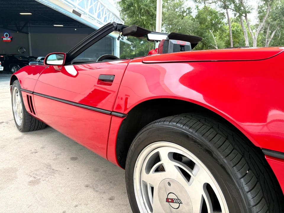 1988 Chevrolet Corvette C4 - Image 15 of 31