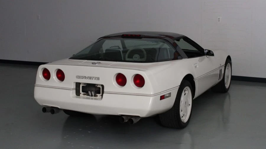 1988 Chevrolet Corvette C4 - Image 3 of 8