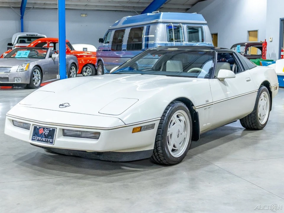 1988 Chevrolet Corvette C4 - Image 3 of 24
