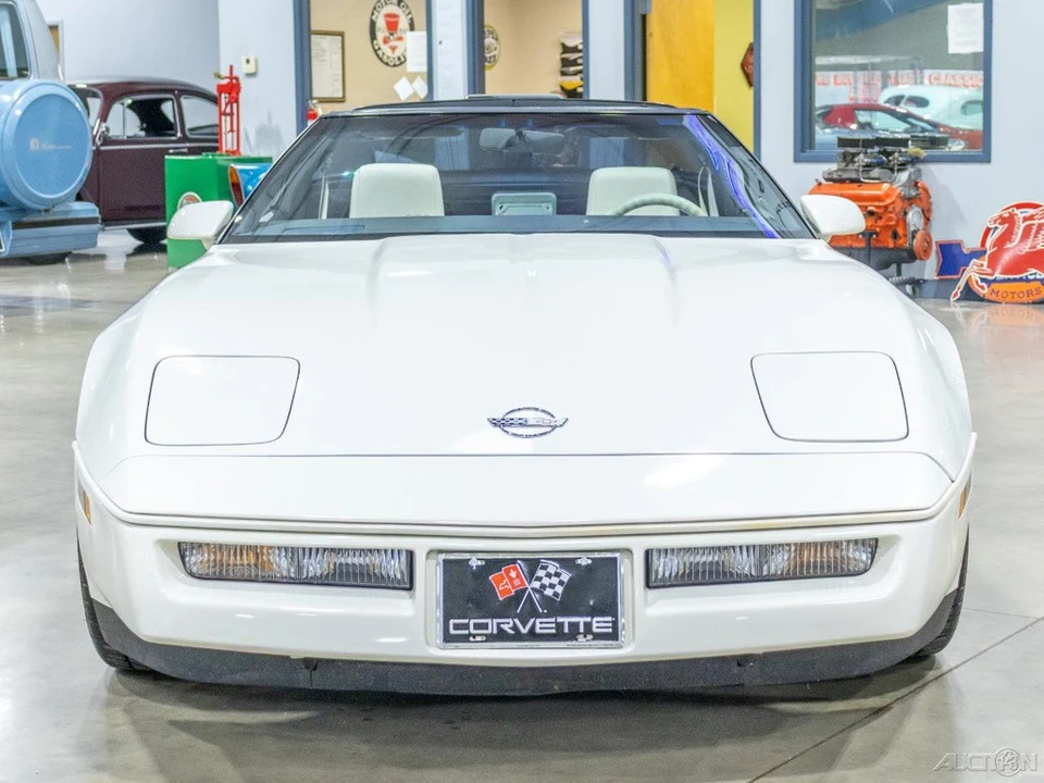 1988 Chevrolet Corvette C4 - Image 11 of 24
