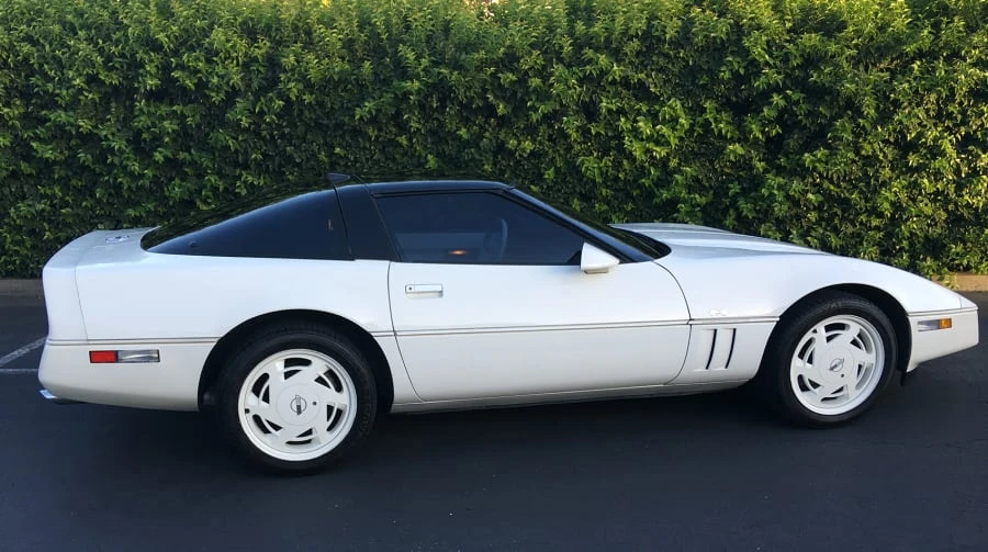 1988 Chevrolet Corvette C4 - Image 11 of 12