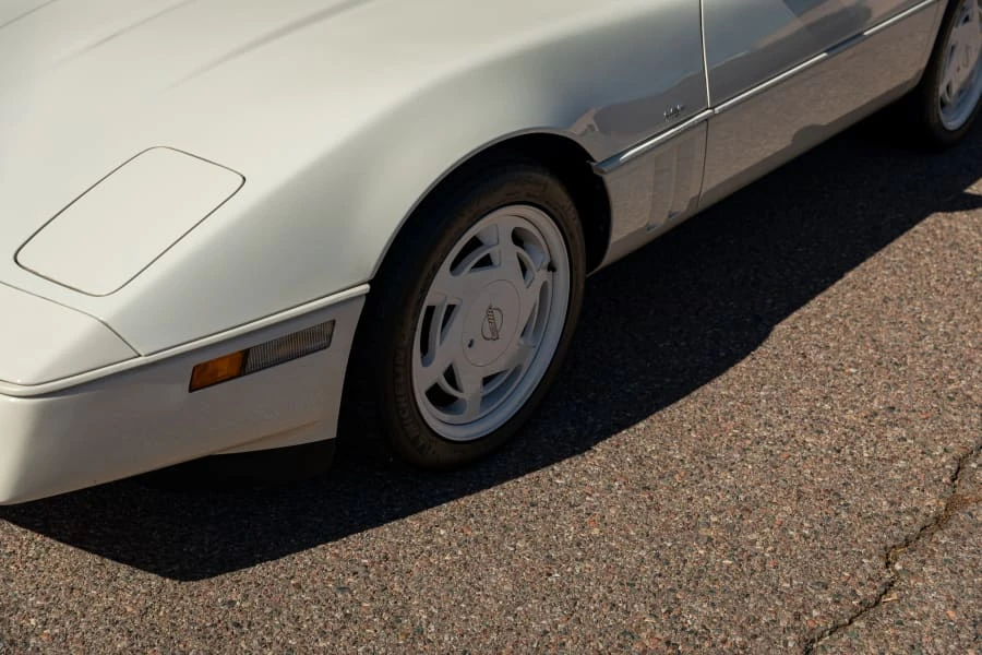 1988 Chevrolet Corvette C4 - Image 12 of 25