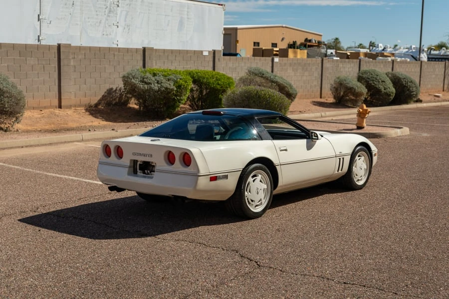 1988 Chevrolet Corvette C4 - Image 11 of 25