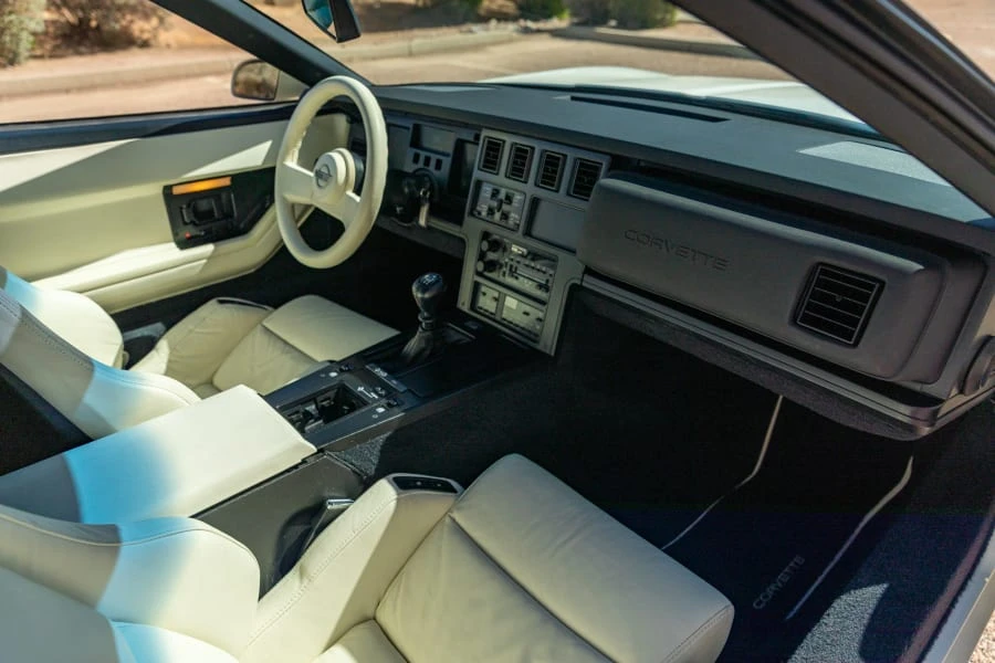 1988 Chevrolet Corvette C4 - Image 14 of 25