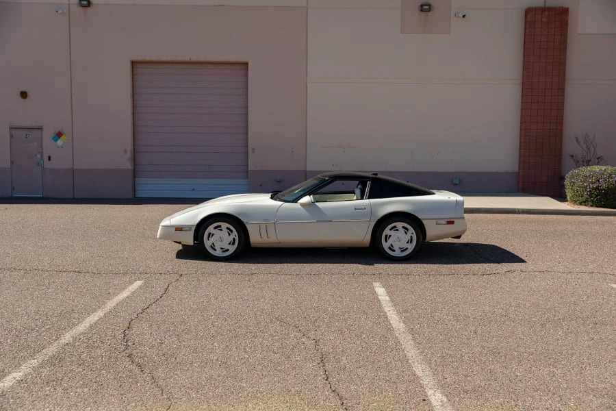 1988 Chevrolet Corvette C4 - Image 13 of 25