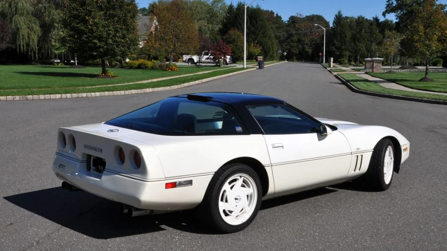1988 Chevrolet Corvette C4 - Image 2 of 7