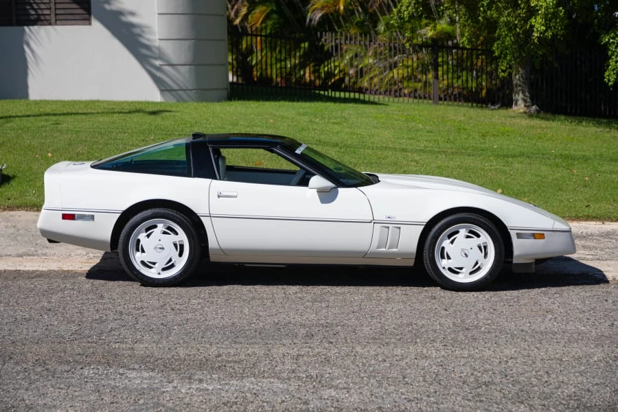 1988 Chevrolet Corvette C4 - Image 2 of 29