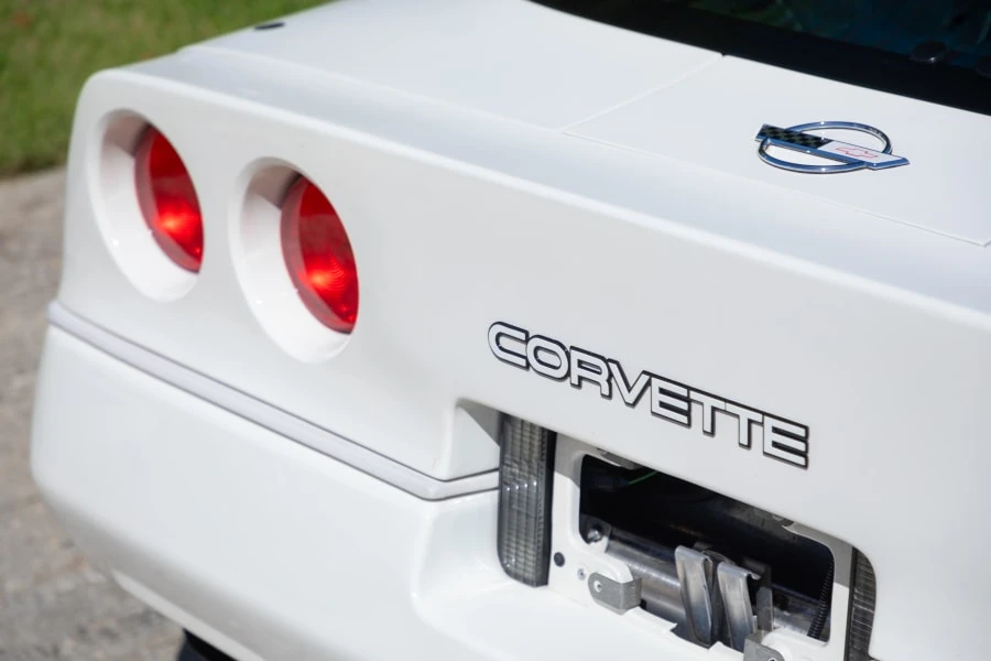 1988 Chevrolet Corvette C4 - Image 9 of 29