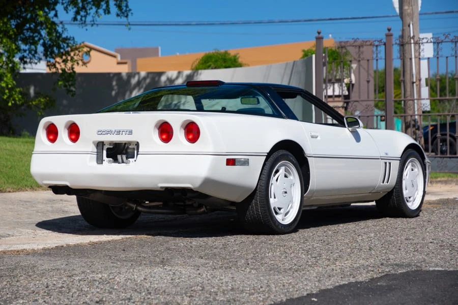 1988 Chevrolet Corvette C4 - Image 3 of 29
