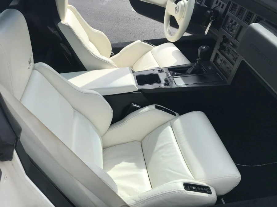 1988 Chevrolet Corvette C4 - Image 6 of 9