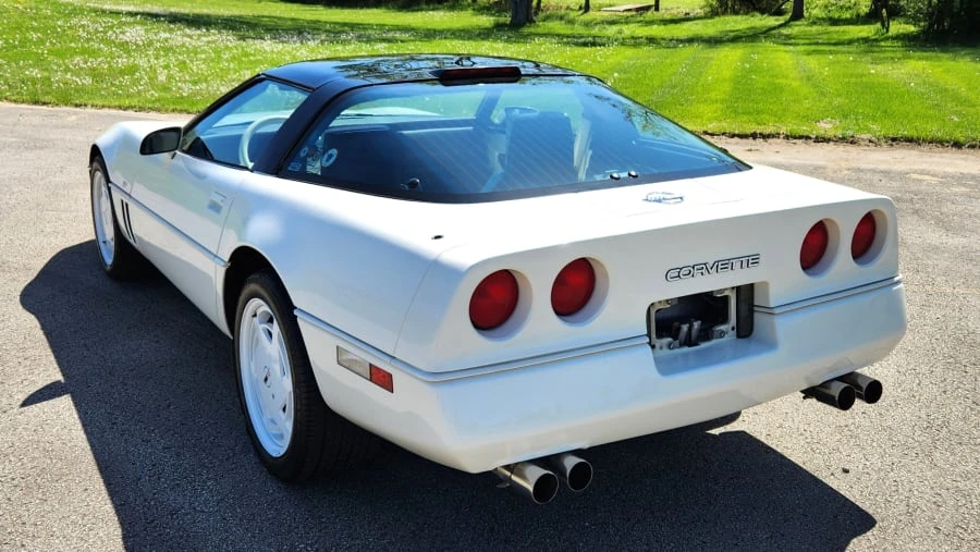 1988 Chevrolet Corvette C4 - Image 10 of 19