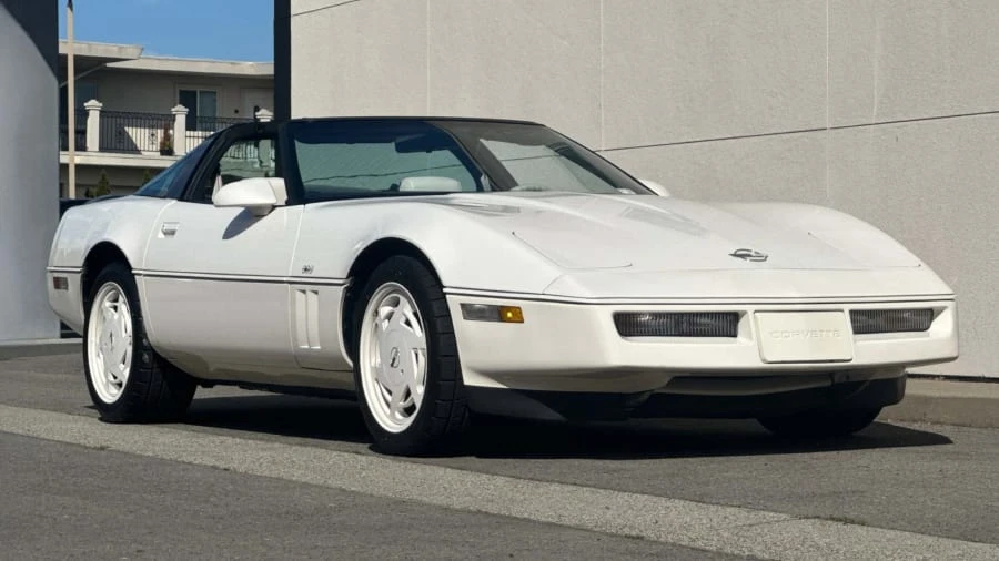 1988 Chevrolet Corvette C4 - Image 6 of 23