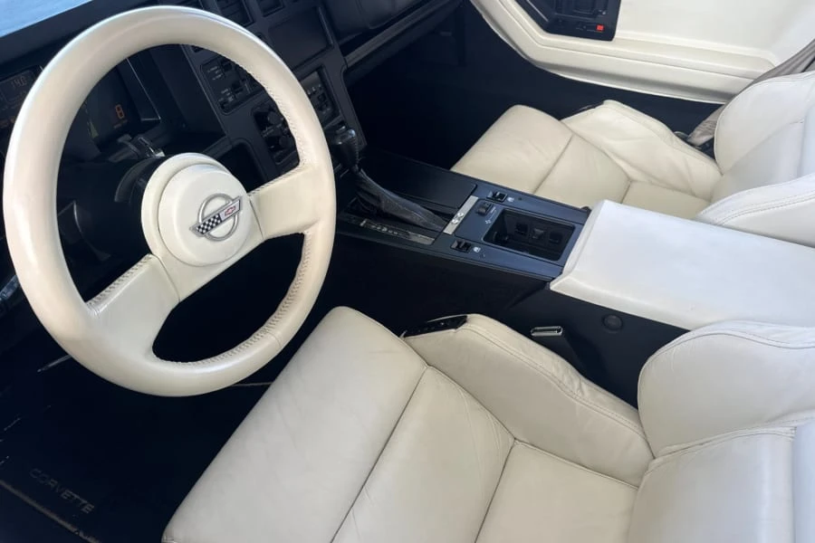 1988 Chevrolet Corvette C4 - Image 11 of 23