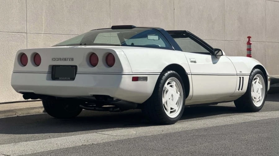 1988 Chevrolet Corvette C4 - Image 3 of 23