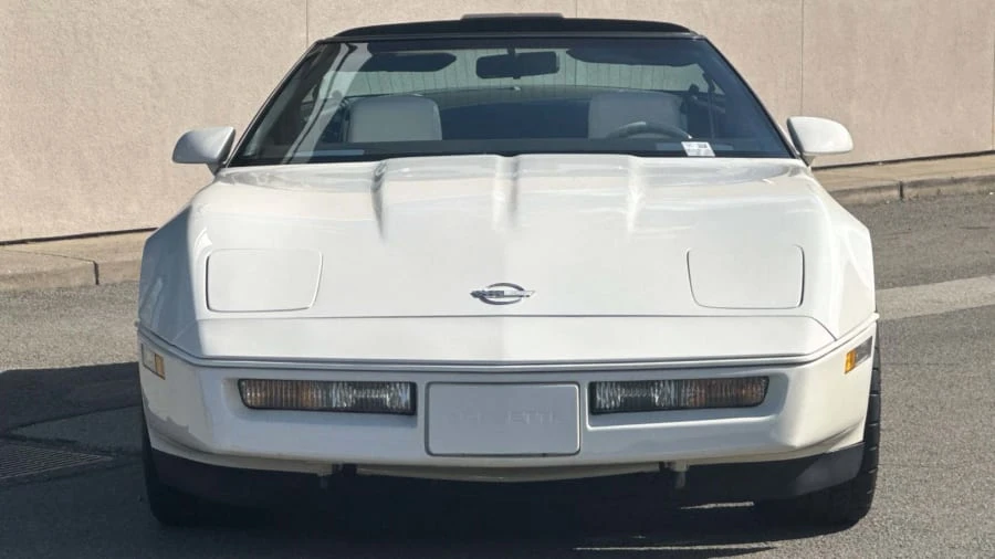 1988 Chevrolet Corvette C4 - Image 4 of 23