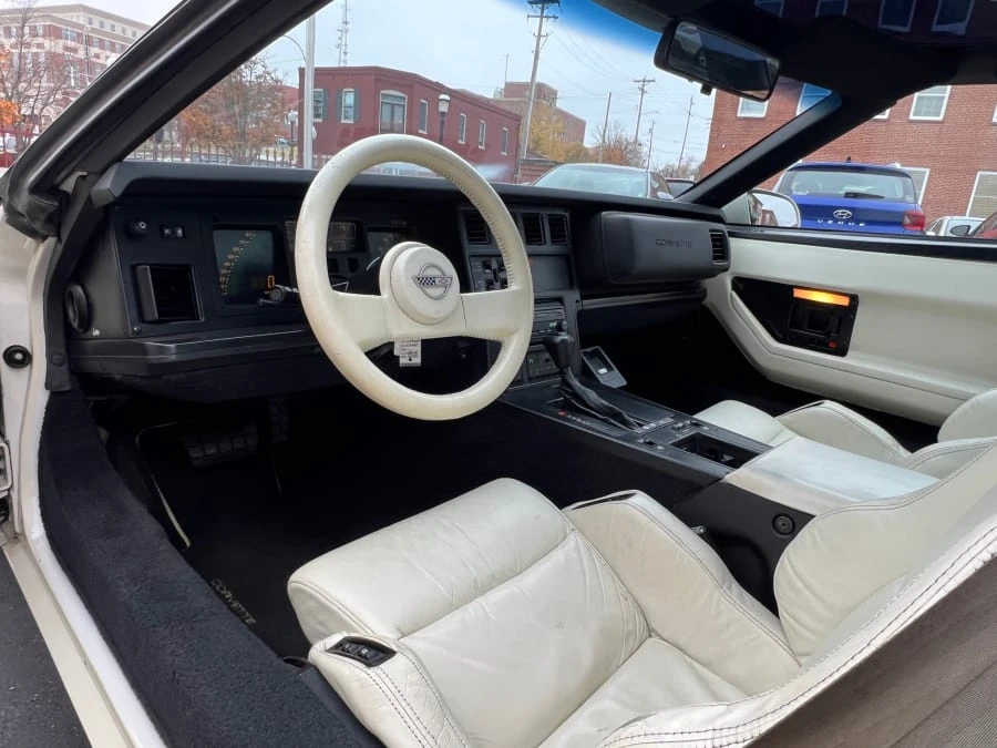 1988 Chevrolet Corvette C4 - Image 5 of 10