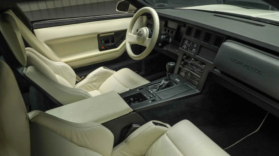 1988 Chevrolet Corvette C4 - Image 7 of 30