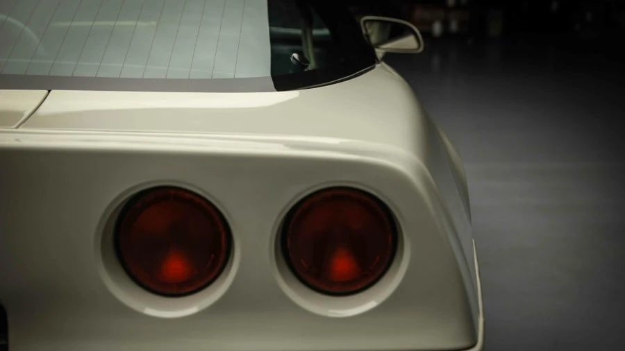 1988 Chevrolet Corvette C4 - Image 15 of 30