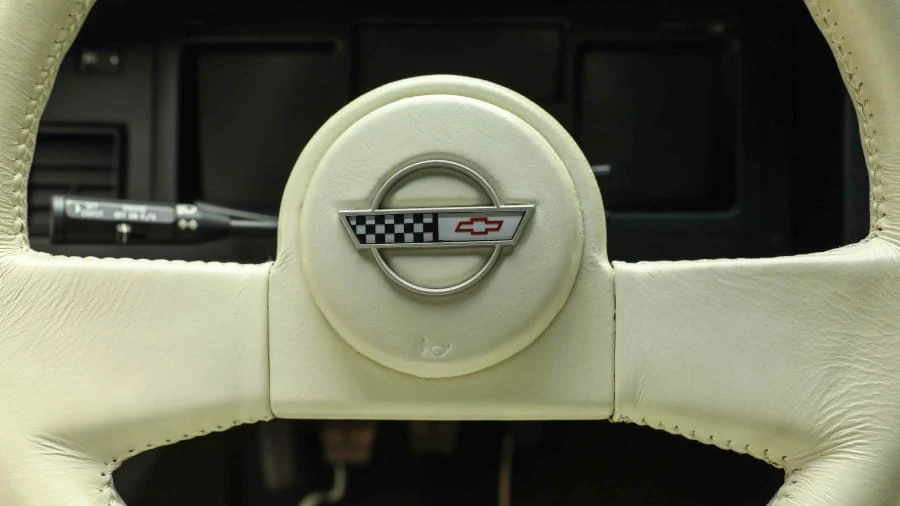 1988 Chevrolet Corvette C4 - Image 27 of 30