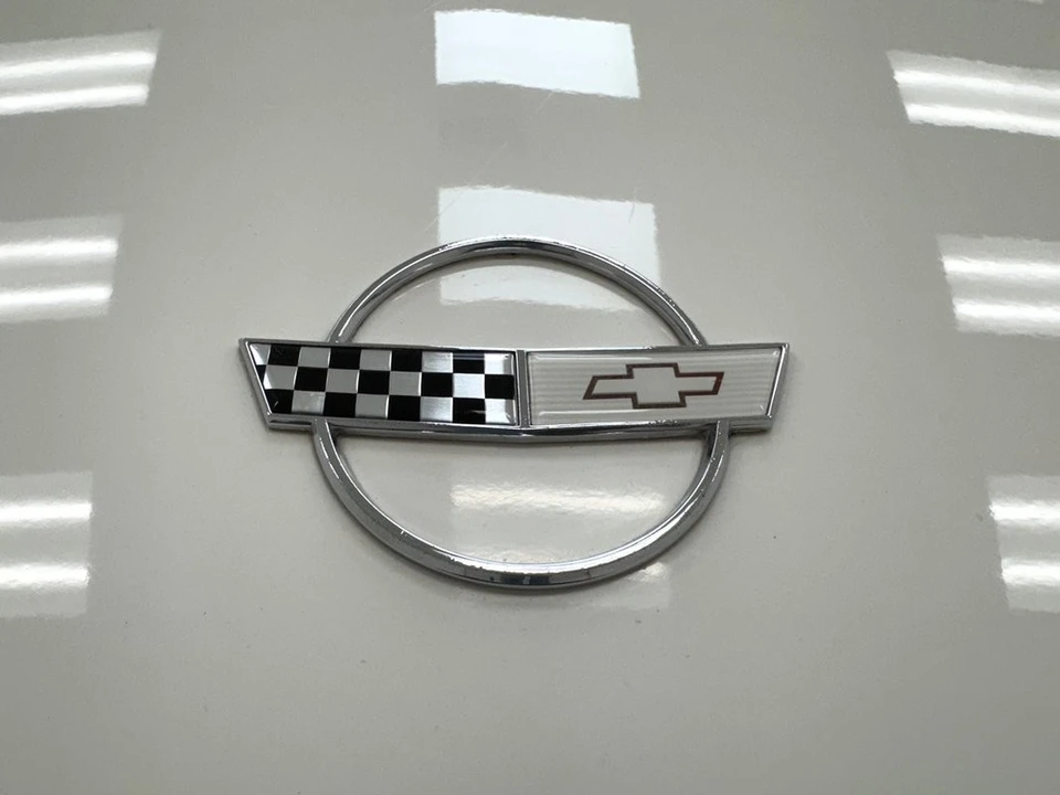 1988 Chevrolet - Image 12 of 31