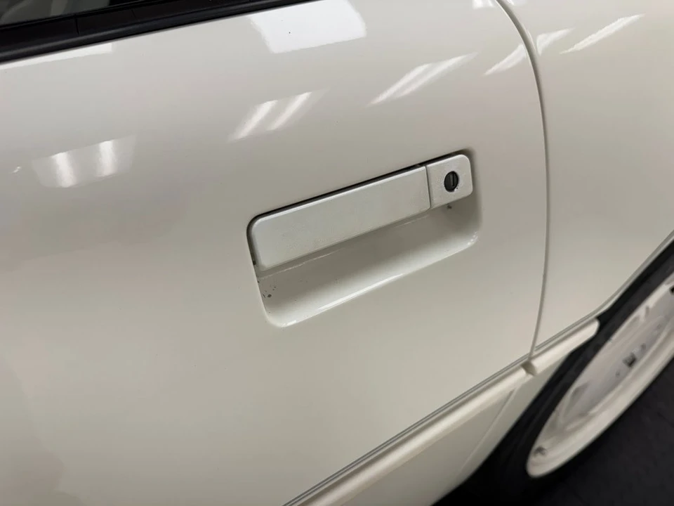 1988 Chevrolet - Image 21 of 31