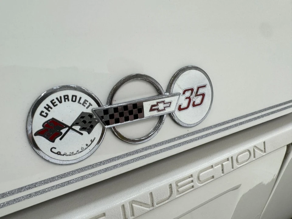 1988 Chevrolet - Image 16 of 31