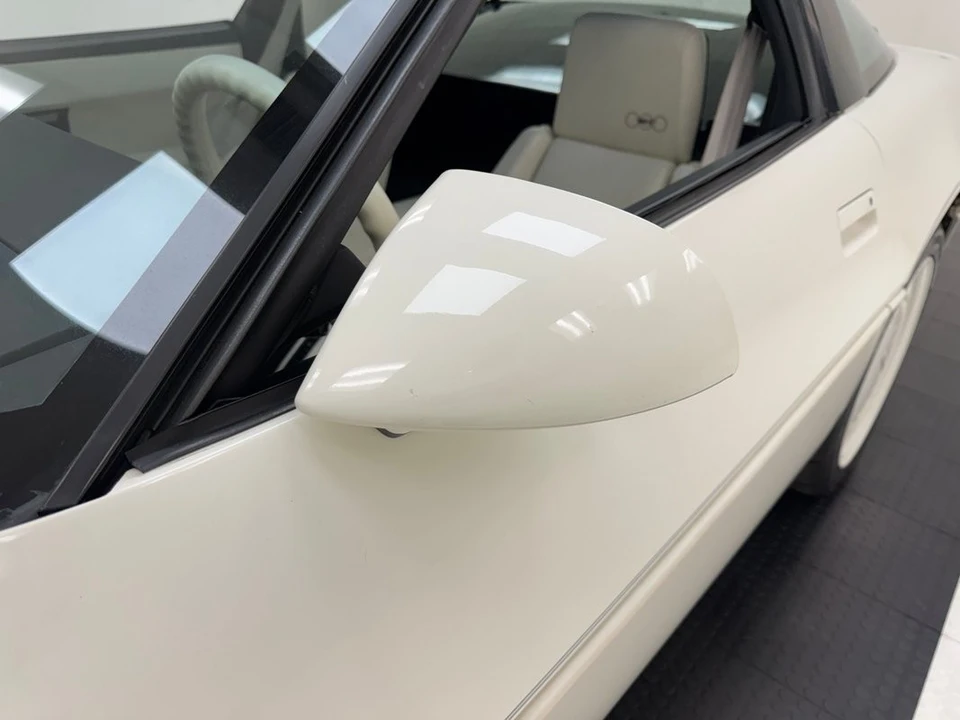 1988 Chevrolet - Image 20 of 31