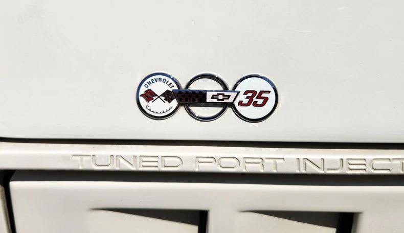 1988 Chevrolet Corvette C4 - Image 11 of 21