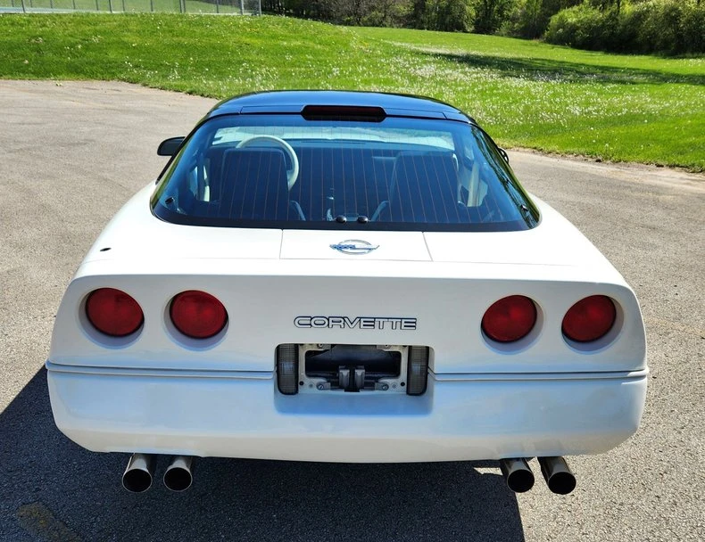 1988 Chevrolet Corvette C4 - Image 6 of 21