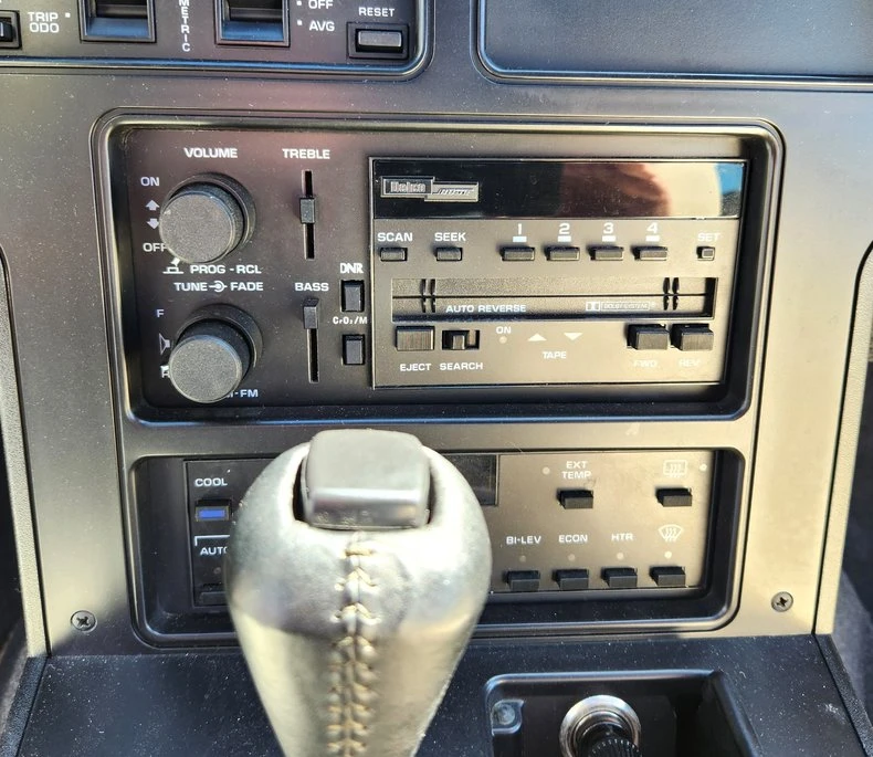 1988 Chevrolet Corvette C4 - Image 17 of 21