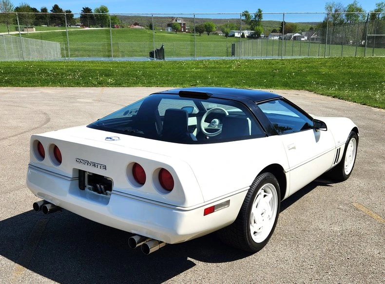1988 Chevrolet Corvette C4 - Image 7 of 21