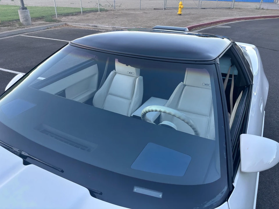 1988 Chevrolet Corvette C4 - Image 18 of 31
