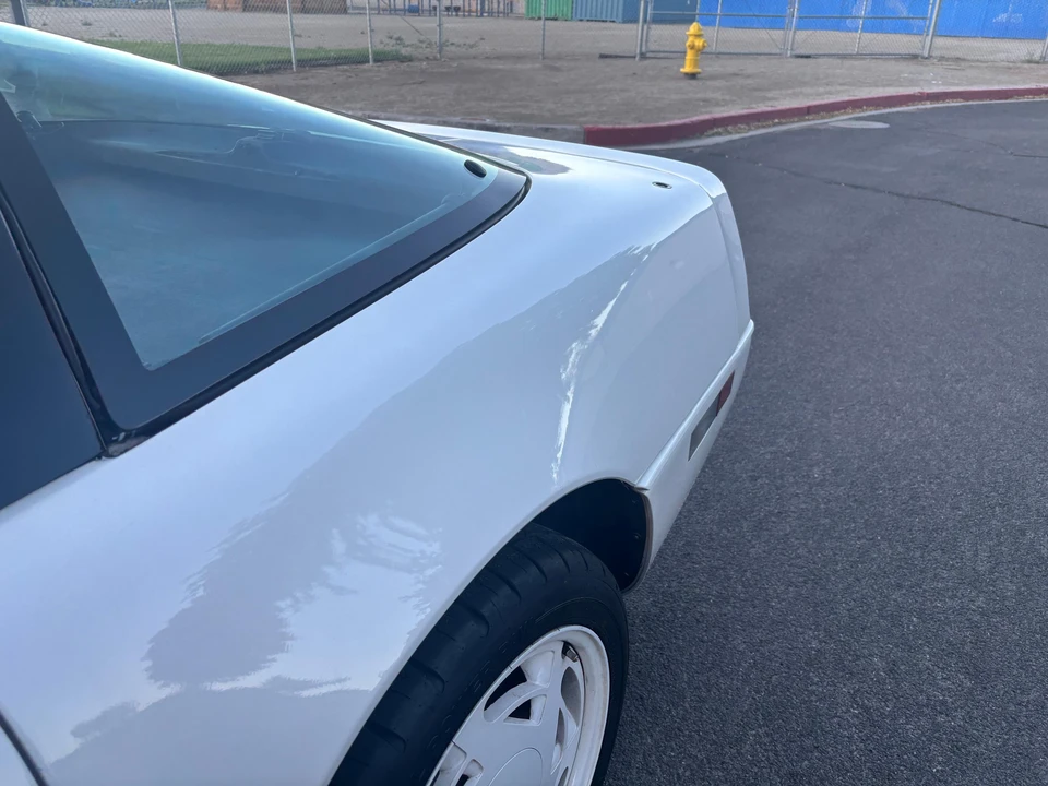 1988 Chevrolet Corvette C4 - Image 19 of 31