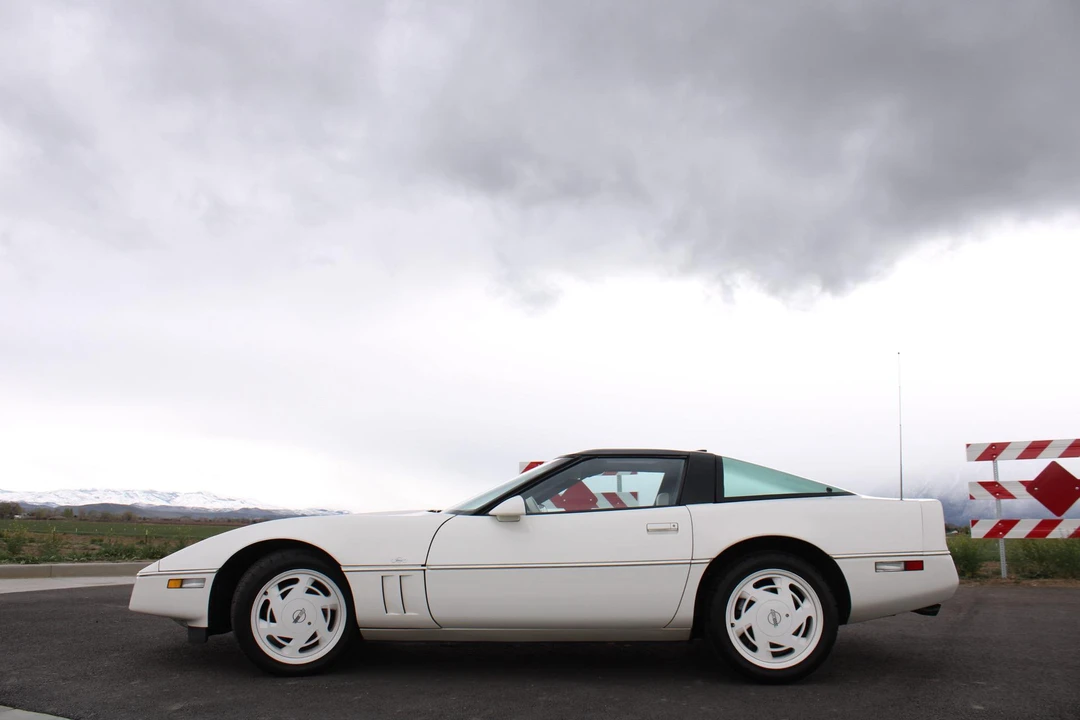 1988 Chevrolet Corvette C4 - Image 10 of 31