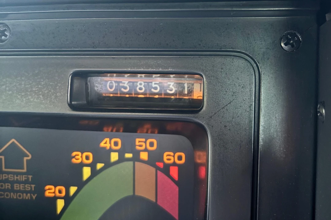 1988 Chevrolet Corvette C4 - Image 31 of 31