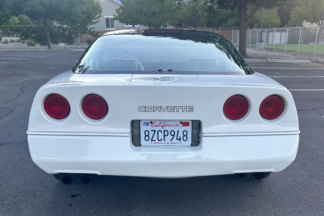 1988 Chevrolet Corvette C4 - Image 5 of 31