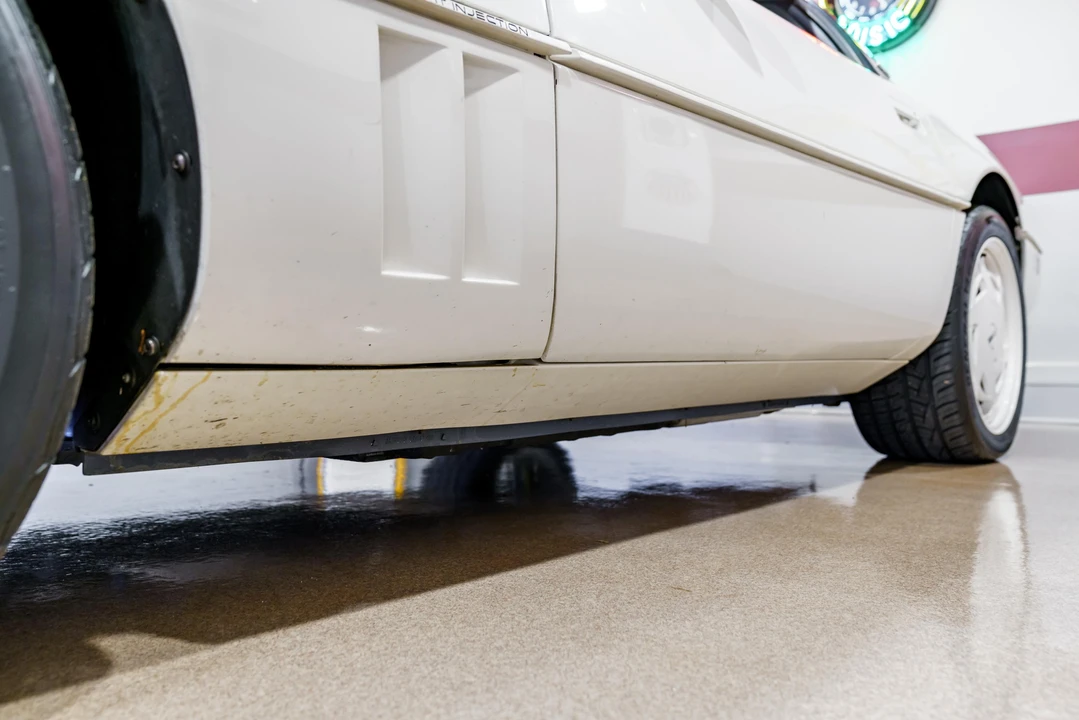 1988 Chevrolet Corvette C4 - Image 26 of 31