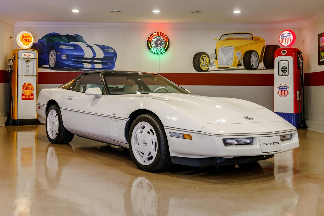 1988 Chevrolet Corvette C4 - Image 12 of 31