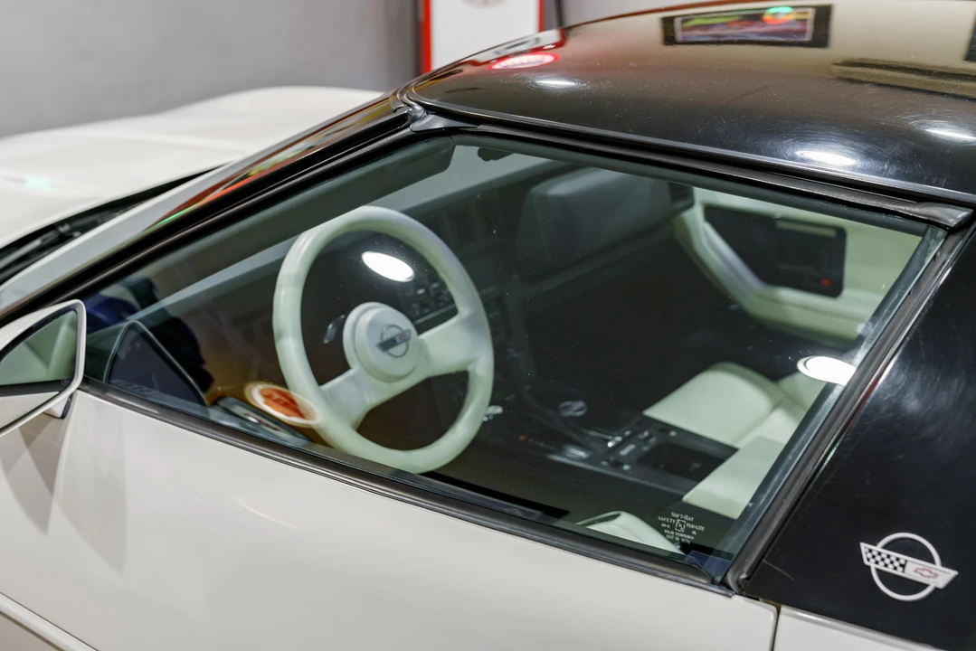 1988 Chevrolet Corvette C4 - Image 29 of 31