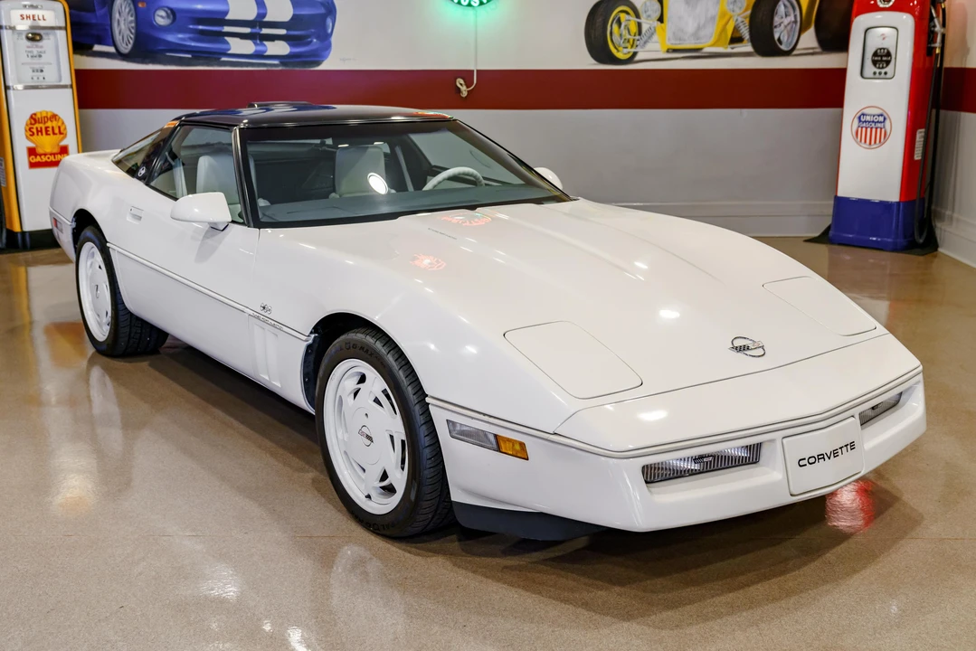 1988 Chevrolet Corvette C4 - Image 14 of 31