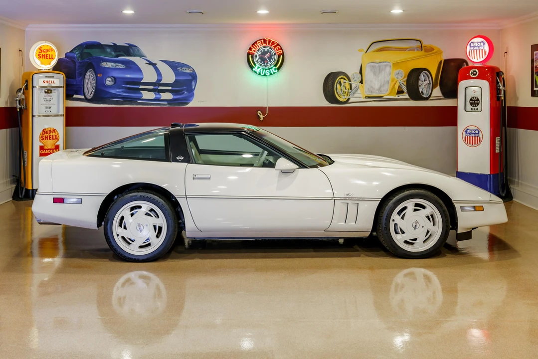 1988 Chevrolet Corvette C4 - Image 11 of 31