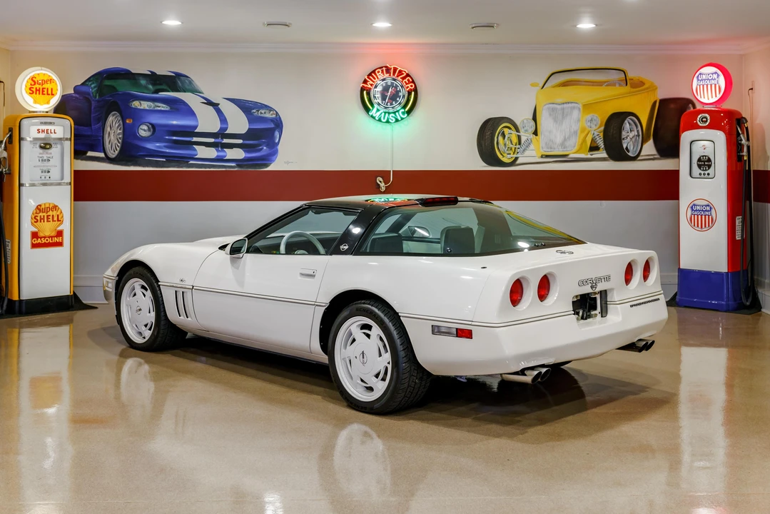 1988 Chevrolet Corvette C4 - Image 9 of 31