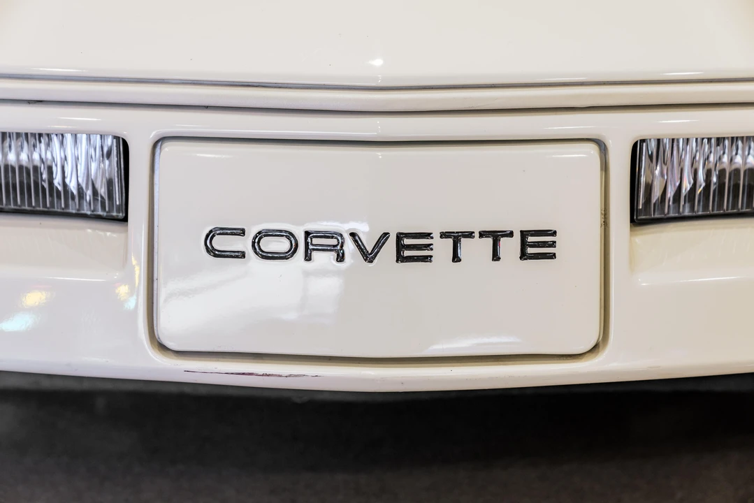 1988 Chevrolet Corvette C4 - Image 19 of 31
