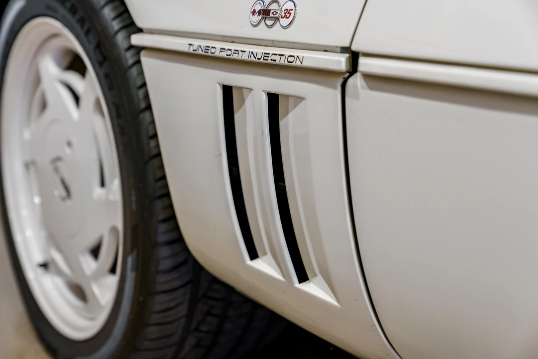 1988 Chevrolet Corvette C4 - Image 28 of 31